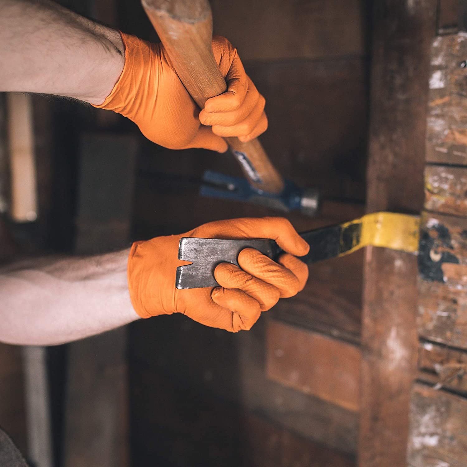 GLOVEWORKS HD Orange Nitrile Industrial Disposable Gloves - 8 Mil, Latex-Free, Medium - Get Your Box of 100 Now!
